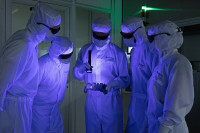 Fraunhofer IPA_Produzieren_unter_reinen_Bedingungen_600 Fraunhofer IPA_Produzieren_unter_reinen_Bedingungen_600